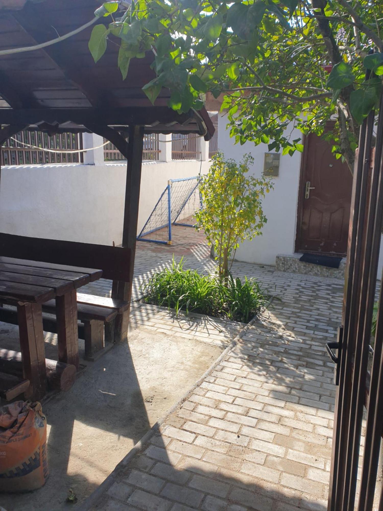 Villa Casa La Rusu à Lupeni  Extérieur photo